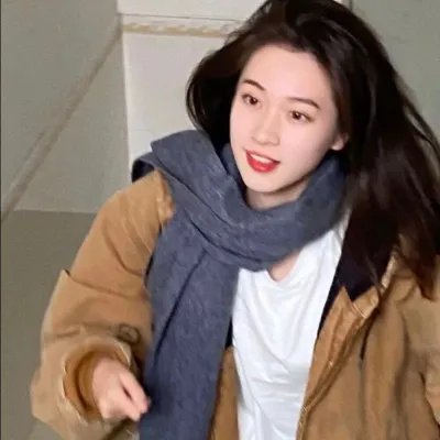 克莉丝汀 封面